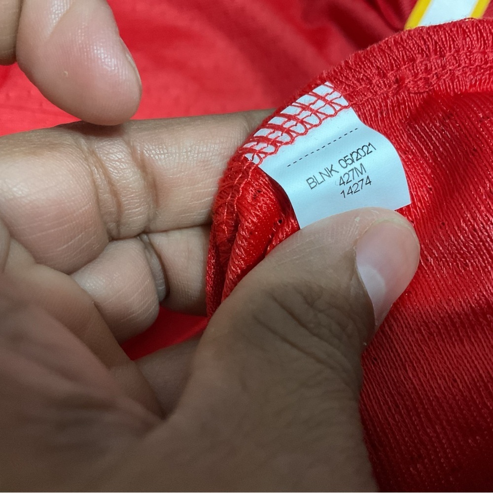 NFL MAHOMES RED FOOTBALL JERSEY SIZE S - Picture 8 of 10